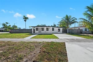 10000 SW 43rd St, Miami, FL 33165, Sold 02/28/25