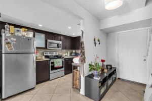 9363 Fontainebleau Blvd, Miami, FL 33172, Sold 06/04/25