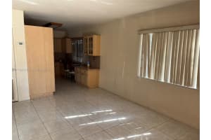 1281 W 29th St 10, Hialeah, FL 33012 - MLS#A11716433