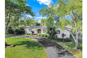 14640 SW 82nd Ct, Palmetto Bay, FL 33158, Sold 02/25/25