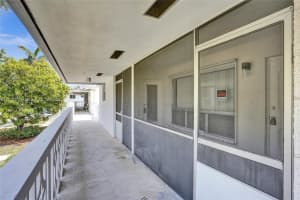 540 S Luna Ct, Hollywood, FL 33021, Sold 08/22/25
