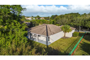 2420 Fairways Dr, Homestead, FL 33035, Sold 04/23/25