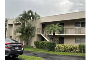 8528 Old Country Manor, Davie, FL 33328, Sold 03/20/25