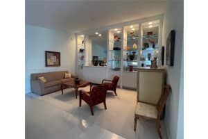 9082 SE Retreat Dr, Hobe Sound, FL 33455, Sold 04/04/25