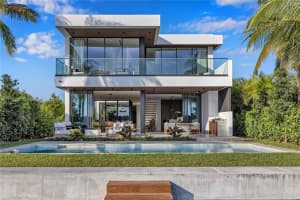 1530 Stillwater Dr, Miami Beach, FL 33141, Sold 03/24/25