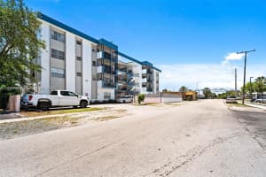 1230 Ne 139th St 304 North Miami, FL 33161 - MLS#A11716752
