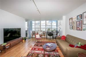 1670 Lincoln Ct 6B, Miami Beach, FL 33139 - MLS#A11716764