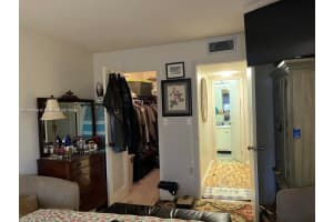 8021 Sunrise Lakes Dr E Apt 208, Sunrise, FL 33322, - MLS#A11716789