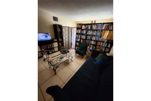 4835 Nw 9th Dr 4835, Plantation