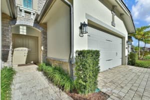 11339 SW 12th St, Pembroke Pines, FL 33025, Sold 04/30/25