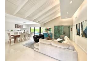 109 Kensington Rd, Hollywood, FL 33021, Sold 07/15/25