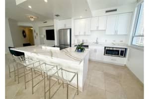 801 Brickell Key Blvd, Miami, FL 33131, Sold 03/10/25
