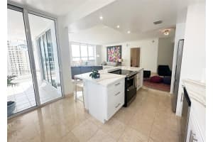 801 Brickell Key Blvd, Miami, FL 33131, Sold 03/10/25