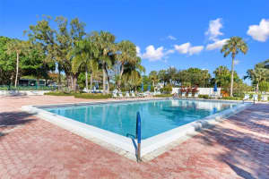545 Oaks Ln, Pompano Beach, FL 33069, Sold 05/05/25