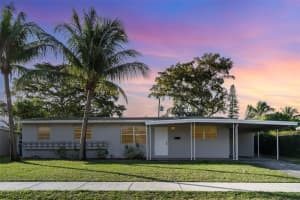 1120 Nw 43rd St, Oakland Park