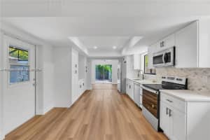 450 NW 15th St, Boca Raton, FL 33432, Sold 04/22/25