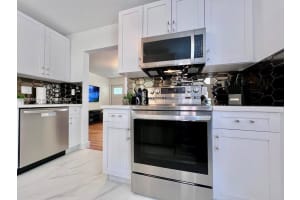 115 Gardens Dr APT 203, Pompano Beach, FL 33069, - MLS#A11717147