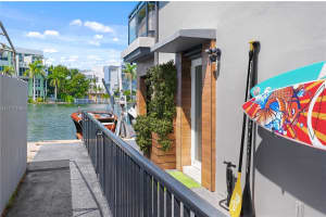 7404 Gary Ave, Miami Beach, FL 33141, Sold 01/03/25