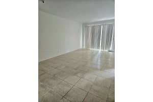 8000 Fairview Dr, Tamarac, FL 33321, Sold 06/13/25
