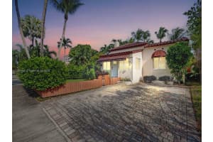 719 N 17th Ave, Hollywood, FL 33020, Sold 06/06/25