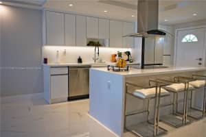3849 NE 169th St APT 302, North Miami Beach, FL 33160, - MLS#A11717336