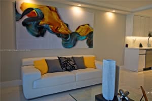 3849 NE 169th St APT 302, North Miami Beach, FL 33160, - MLS#A11717336