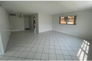1020 94th St APT 203, Bay Harbor Islands, FL 33154, - MLS#A11717434