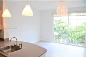 533 SW 3rd Ave, Fort Lauderdale, FL 33315, Sold 03/31/25