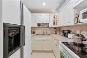 1555 W 44th Pl, Hialeah, FL 33012, Sold 03/26/25