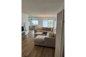9420 NW 55th St, Sunrise, FL 33351, Sold 08/29/25