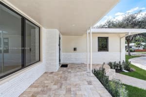 10561 NE 2nd Pl, Miami Shores, FL 33138, Sold 03/14/25