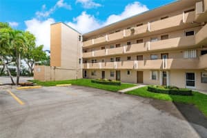 1401 NE 191st St, Miami, FL 33179, Sold 03/19/25