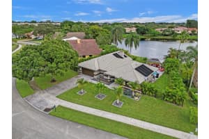 2300 SW 97th Ln, Davie, FL 33324, Sold 04/03/25