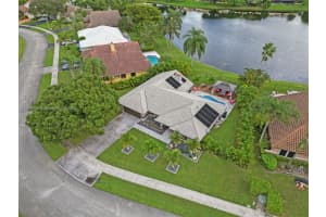 2300 SW 97th Ln, Davie, FL 33324, Sold 04/03/25
