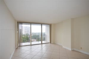 200 Leslie Dr, Hallandale Beach, FL 33009, Sold 04/07/25
