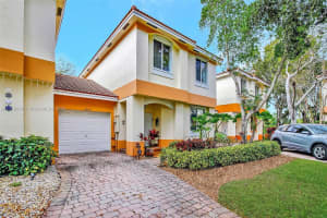 6543 Hidden Cove Dr, Davie, FL 33314, Sold 03/04/25
