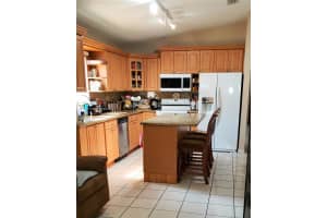 7843 W 30th Ln, Hialeah, FL 33018, Sold 05/12/25