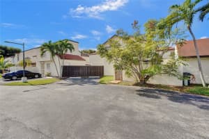 684 NW 102 Pl, Miami, FL 33172, Sold 03/14/25