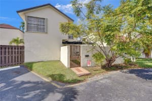 684 NW 102 Pl, Miami, FL 33172, Sold 03/14/25