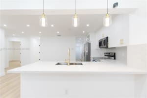 2020 NW 2nd St, Miami, FL 33125, Sold 02/21/25