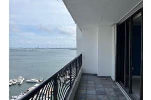 555 NE 15th St, Miami, FL 33132, Sold 03/28/25