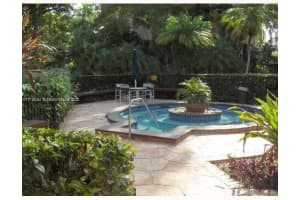 9394 SW 77th Ave APT F2, Miami, FL 33156, Sold 04/01/25
