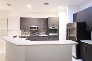 6368 NW 107th Terrace, Parkland, FL 33076, Sold 01/28/25