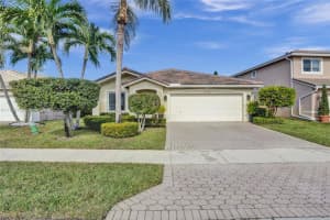 12329 NW 55th St, Coral Springs, FL 33076, Sold 04/18/25
