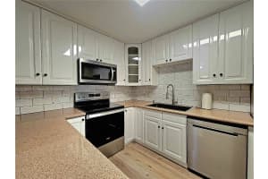 2581 Garden Ct, Hollywood, FL 33026, Sold 03/13/25