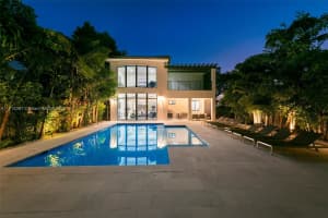 6529 Sw 30th St, Miami