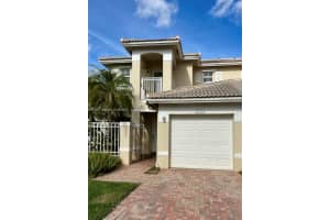 17101 NW 23rd St, Pembroke Pines, FL 33028, Sold 02/18/25