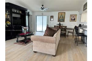 529 Aston Martin Dr, Sebring, FL 33872, - MLS#A11718431