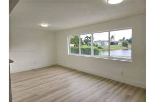 511 NW 93rd Ave, Pembroke Pines, FL 33024, Sold 02/12/25