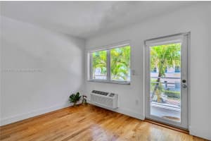 745 13th St, Miami Beach, FL 33139, Sold 05/12/25